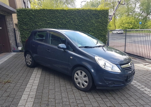 Opel Corsa cena 13500 przebieg: 182000, rok produkcji 2009 z Chełmek małe 137